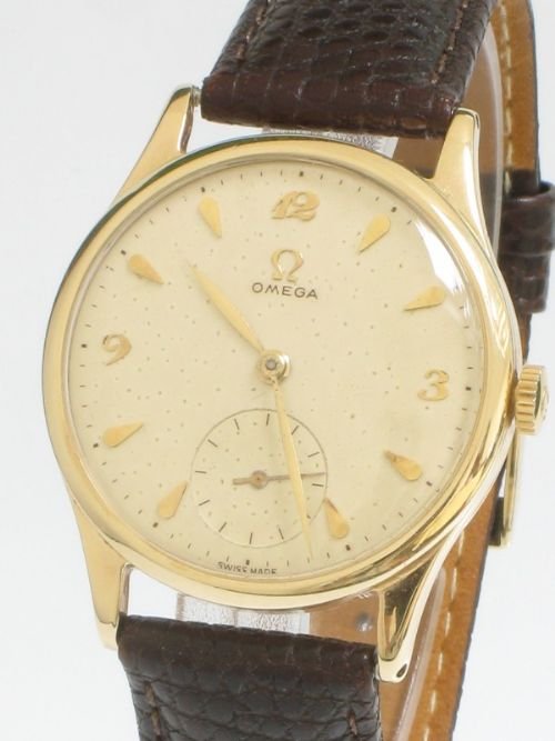 fig 2. EXCEPTIONAL SOLID 9CT GOLD OMEGA 30T2PC GENTLEMENS WRISTWATCH C1948