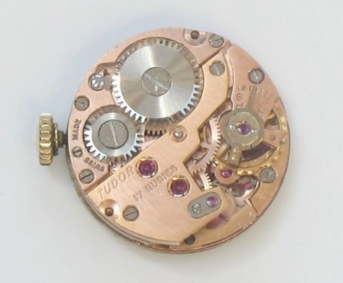 fig 4. EXQUISITE SOLID 9CT GOLD LADIES ROLEX TUDOR ROYAL WRISTWATCH C1960