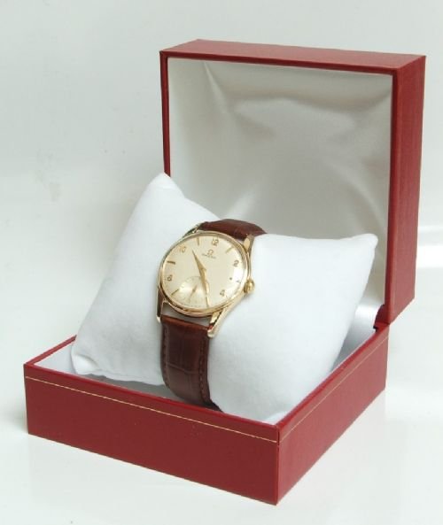 fig 3. OUTSTANDING SOLID 9CT GOLD OMEGA GENTLEMENS WRISTWATCH C1960