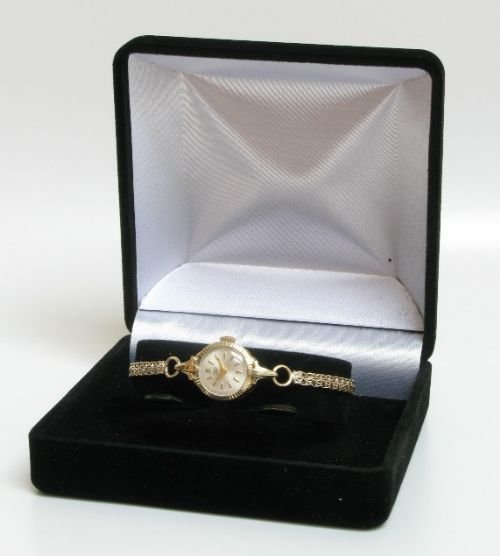 fig 4. EXQUISITE SOLID 9ct GOLD LADIES ROLEX TUDOR ROYAL COCKTAIL WATCH c1960