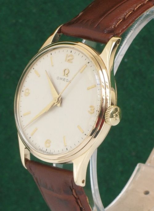 fig 2. IMMACULATE SOLID 9ct GOLD OMEGA CAL 283 MENS WATCH C1957