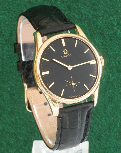 fig 2. STUNNING SOLID 9ct GOLD OMEGA CAL 269 MENS WATCH C1958-59