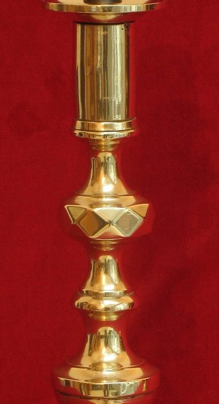 fig 2. BEAUTIFUL PAIR OF GENUINE VICTORIAN TABLE LAMPS C1890