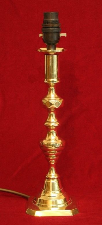 fig 3. BEAUTIFUL PAIR OF GENUINE VICTORIAN TABLE LAMPS C1890