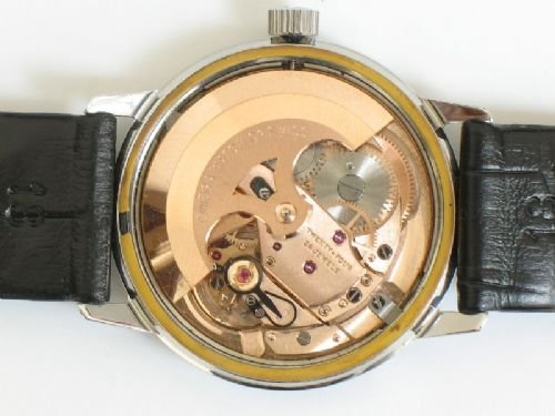 fig 3. IMMACULATE OMEGA SEAMASTER CAL 552 BLACK DIAL 24 JEWEL STAINLESS STEEL MENS WATCH C1960