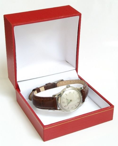 fig 4. STUNNING STAINLESS STEEL GIRARD PERREGAUX GYROMATIC 17 JEWEL MENS WATCH C1960