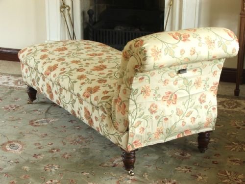 fig 3. BEAUTIFUL VICTORIAN WILLIAM MORRIS ARTS CRAFTS DAY BED OR CHAISE LONGE C1890