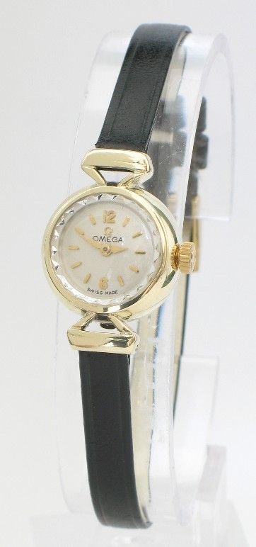 Exquisite Solid 14ct Gold Ladies Omega Cocktail Watch C1958-59