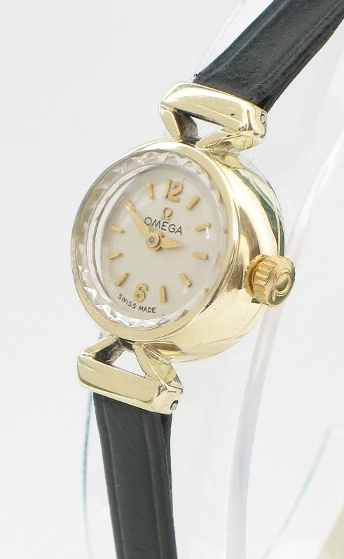 fig 2. EXQUISITE SOLID 14ct GOLD LADIES OMEGA COCKTAIL WATCH c1958-59