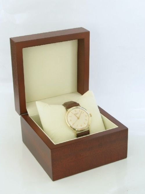 fig 4. STUNNING SOLID 9CT GOLD LONGINES CALIBRE 280 MENS WATCH C1960