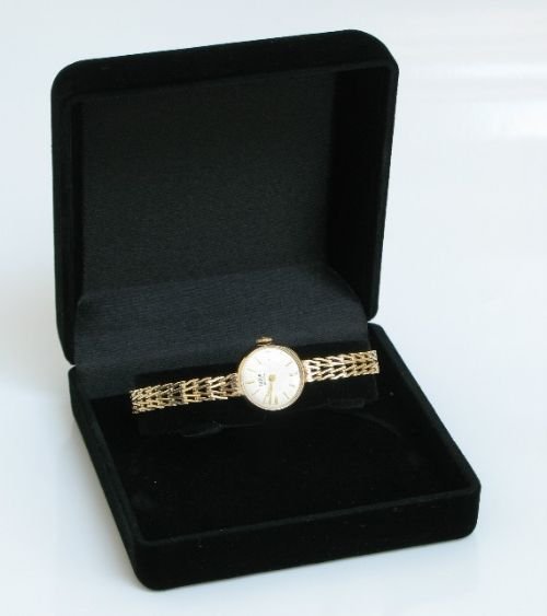 fig 4. EXQUISITE SOLID 9CT GOLD ROLEX TUDOR ROYAL LADIES COCKTAIL WATCH C1960