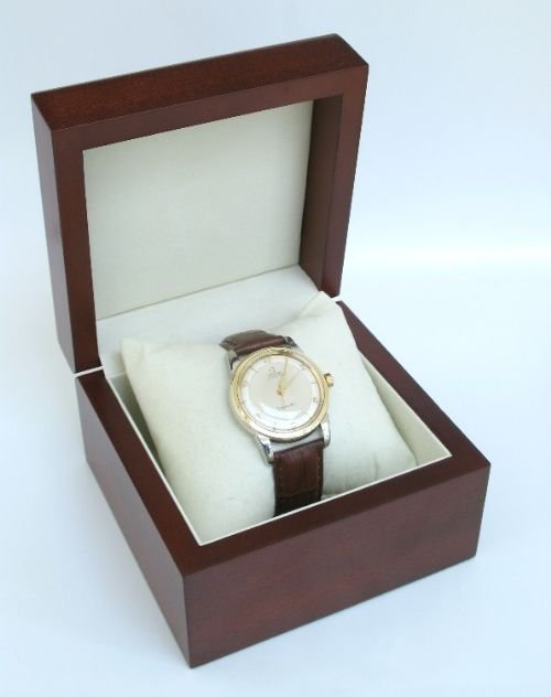 fig 4. OMEGA SEAMASTER AUTOMATIC CALIBRE 501 MENS WATCH C1959