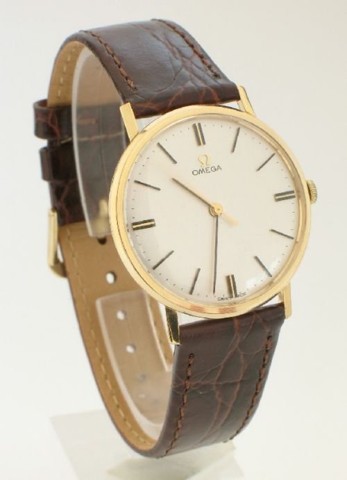 Stunning Solid 9ct Gold Omega Calibre 601 Mens Watch