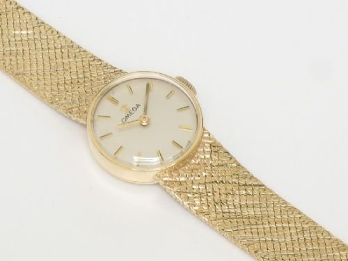 fig 2. EXQUISITE SOLID 9ct GOLD LADIES OMEGA COCKTAIL WATCH c1960