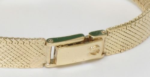 fig 3. EXQUISITE SOLID 9ct GOLD LADIES OMEGA COCKTAIL WATCH c1960