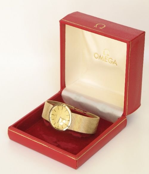 fig 3. SUPERB SOLID 9ct GOLD OMEGA DEVILLE CAL 625 WITH BOX PAPERS MENS WATCH