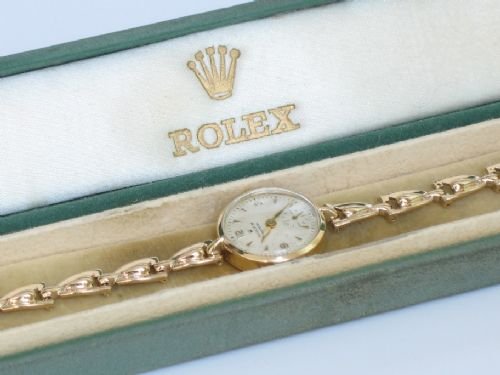 fig 4.
EXQUISITE SOLID 9ct GOLD LADIES ROLEX PRECISION COCKTAIL WATCH ORIGINAL BOX 1955/56