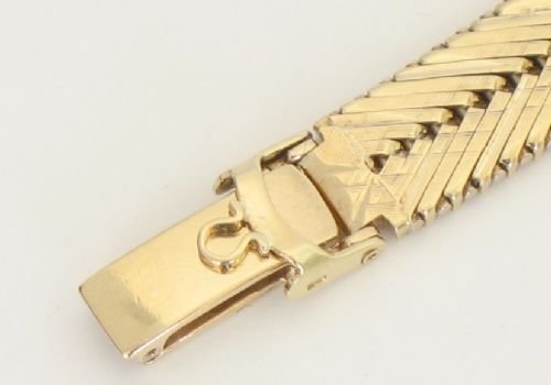 fig 2. EXQUISITE SOLID 9ct GOLD LADIES OMEGA COCKTAIL WATCH c1960