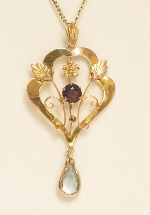 fig 1. BEAUTIFUL VICTORIAN SOLID 9CT GOLD AMETHYST AND AQUAMARINE PENDANT C1890