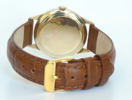fig 2. SOLID 9CT GOLD ROLEX TUDOR MENS WATCH WITH BOX C1960