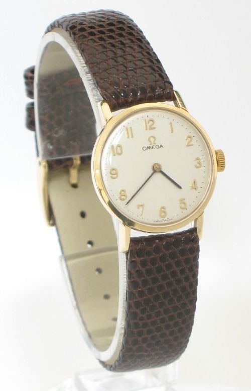 Solid 9ct Gold Ladies Omega Watch