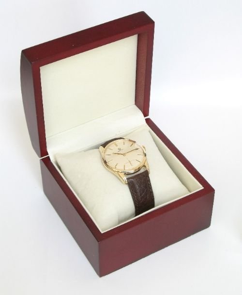 fig 3. STUNNING SOLID 9ct GOLD OMEGA CALIBRE 269 MENS WATCH C1960