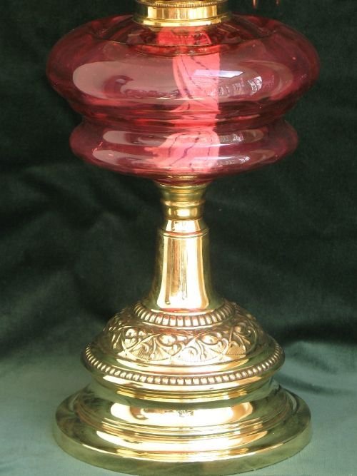 fig 3. BEAUTIFUL COMPLETELY ORIGINAL VICTORIAN SOLID BRASS AND CRANBERRY GLASS OIL LAMP C1880