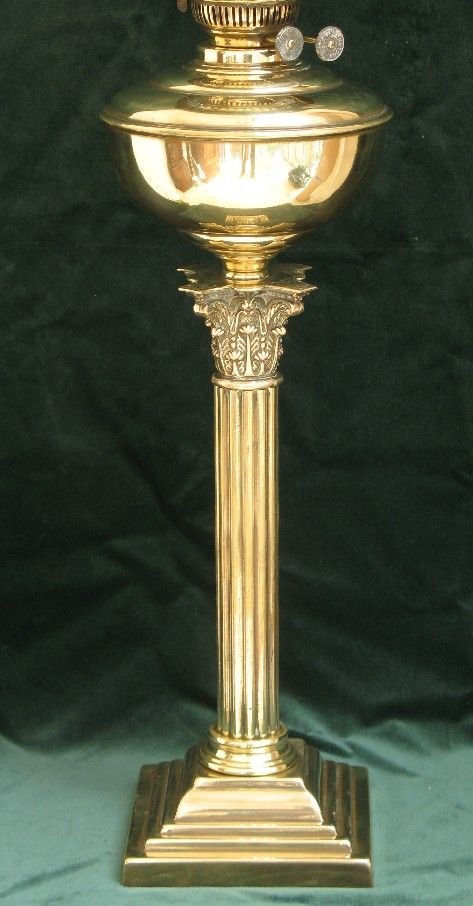 fig 1. BEAUTIFUL TALL VICTORIAN SOLID BRASS AND GREEN GLASS OIL LAMP C1890