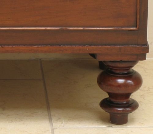 fig 4. BEAUTIFUL VICTORIAN SOLID MAHOGANY CHEST OF DRAWERS C1850