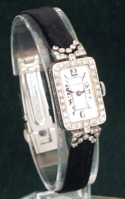 fig 2. EXQUISITE LONGINES PLATINUM AND DIAMOND ART DECO LADIES COCKTAIL WATCH C1940