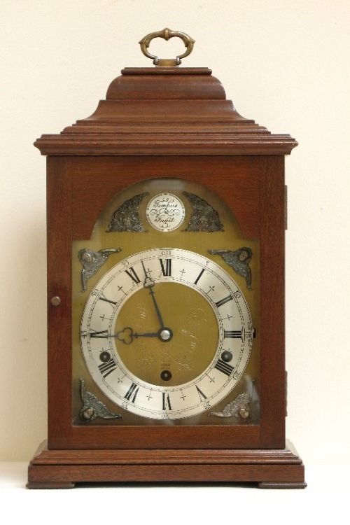 fig 1. BEAUTIFUL ENGLISH MAHOGANY BRACKET MANTLE CLOCK BY ELLIOTT, FULL WESTMINSTER AND WHITTINGTON CHIMES.