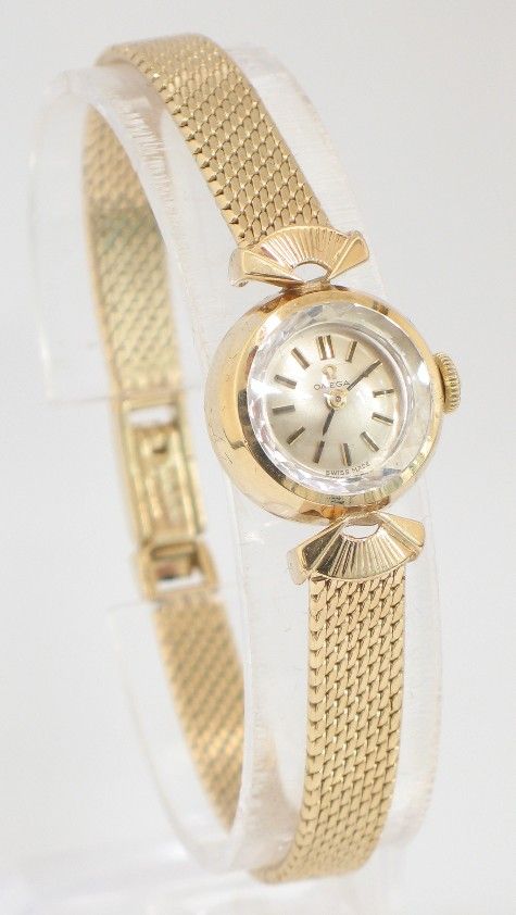 fig 1. EXQUISITE SOLID 9ct GOLD LADIES OMEGA COCKTAIL WATCH c1960