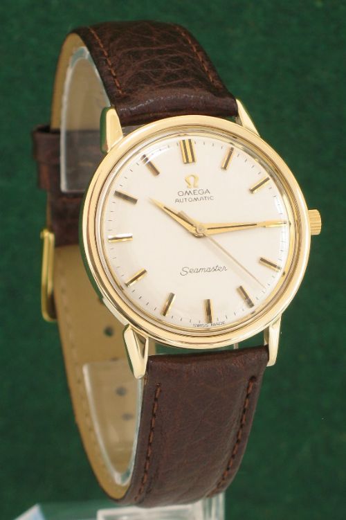 Superb Solid 9ct Gold Omega Seamaster Chronometer Auto Cal 552 Mens Watch