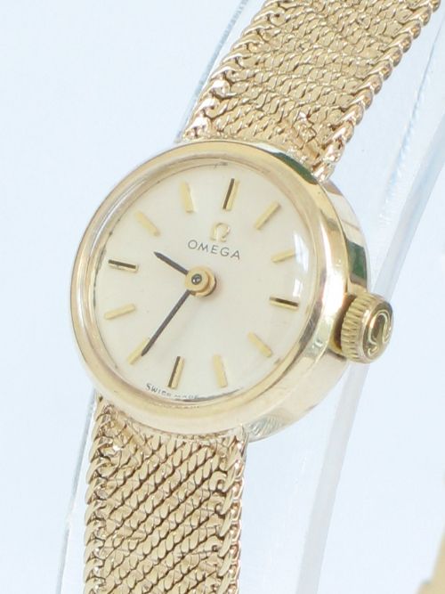 fig 1. EXQUISITE SOLID 9ct GOLD LADIES OMEGA COCKTAIL WATCH