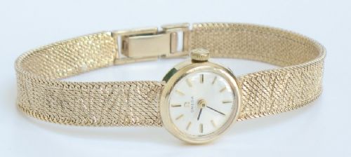 fig 3. EXQUISITE SOLID 9ct GOLD LADIES OMEGA COCKTAIL WATCH