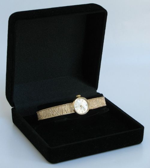 fig 4. EXQUISITE SOLID 9ct GOLD LADIES OMEGA COCKTAIL WATCH