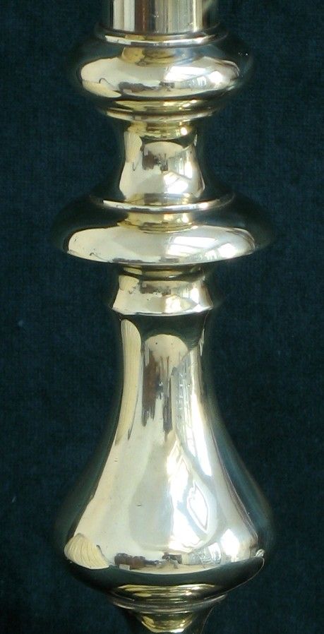 fig 2. BEAUTIFUL LARGE VICTORIAN SOLID BRASS TABLE LAMP C1890