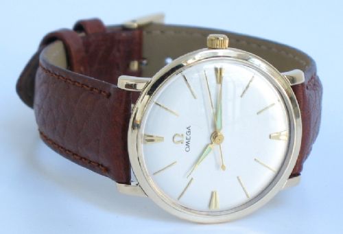 fig 2. STUNNING SOLID 9ct GOLD OMEGA CALIBRE 520 MENS WATCH C1958-59