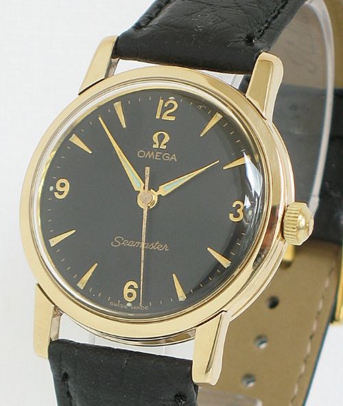 fig 1. SUPERB SOLID 9ct GOLD OMEGA SEAMASTER BLACK DIAL CAL 520 MENS WATCH C1960