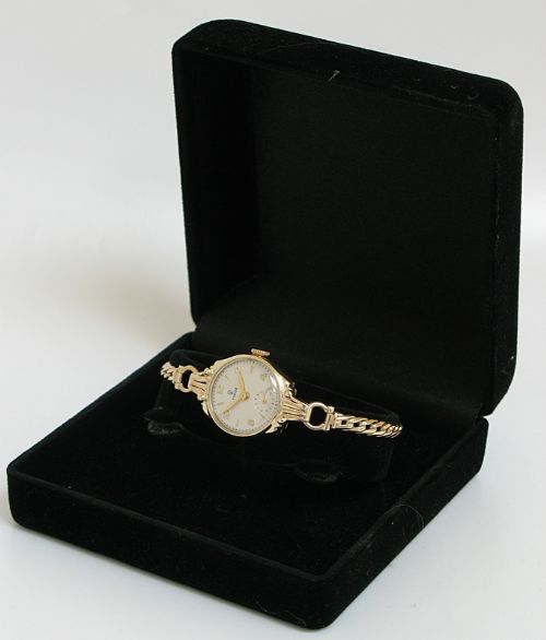 fig 4. BEAUTIFUL SOLID 9ct GOLD LADIES ROLEX TUDOR COCKTAIL WATCH c1952