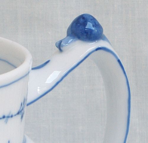 fig 3. RARE LARGE ROYAL COPENHAGEN BLUE FLUTED PLAIN MILK WATER JUG PITCHER DANMARK 1894-1900