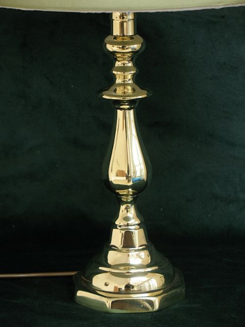 fig 1. BEAUTIFUL VICTORIAN SOLID BRASS TABLE DESK LAMP C1890