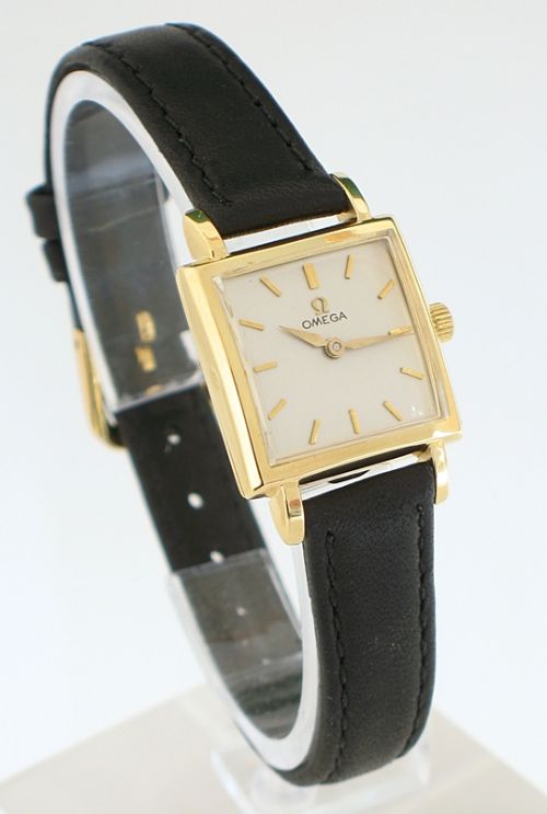 fig 1. EXQUISITE SOLID 18ct GOLD LADIES OMEGA COCKTAIL WATCH c1960