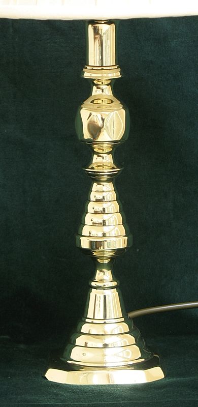 fig 3. STUNNING VICTORIAN PAIR SOLID BRASS TABLE LAMPS C1890