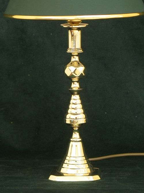 fig 2. BEAUTIFUL PAIR OF VICTORIAN TABLE OR DESK LAMPS c1890