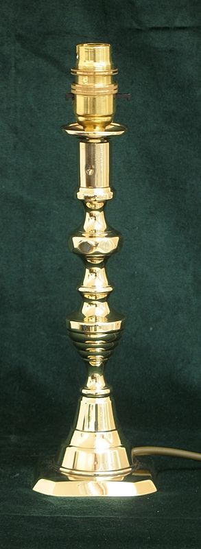fig 2. BEAUTIFUL VICTORIAN SOLID BRASS DESK OR TABLE LAMP C1890
