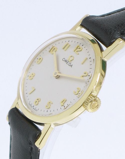 fig 3. EXQUISITE SOLID 18ct GOLD LADIES OMEGA COCKTAIL WATCH
