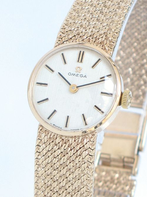 fig 1. EXQUISITE SOLID 9ct GOLD LADIES OMEGA COCKTAIL WATCH