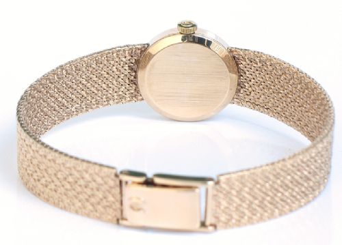 fig 2. EXQUISITE SOLID 9ct GOLD LADIES OMEGA COCKTAIL WATCH