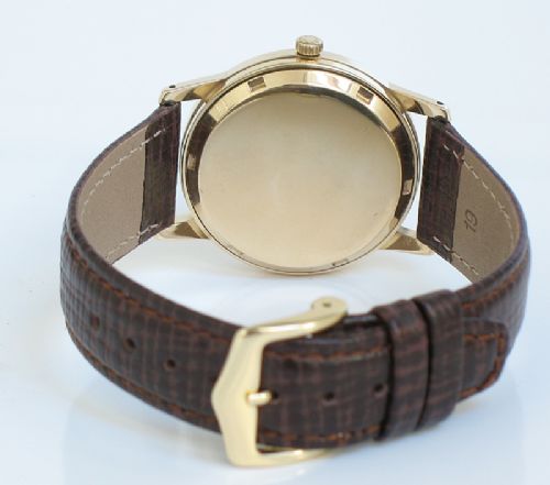 fig 3. SUPERB SOLID 9ct GOLD LONGINES AUTOMATIC MENS WATCH